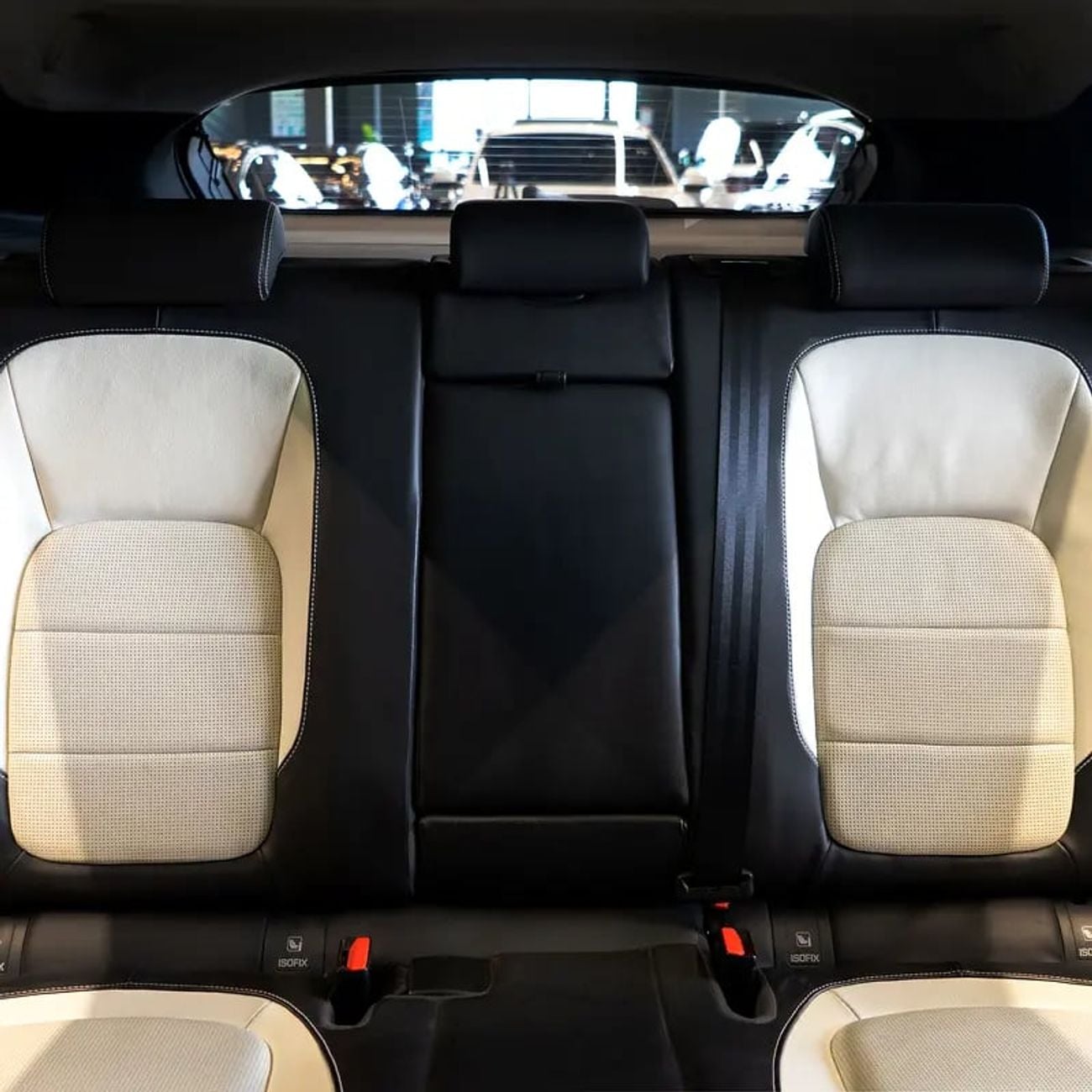 Jaguar F-PACE R-SPORT 1,436 p.m • 0% Downpayment • R-Sport • 1 Year Warranty