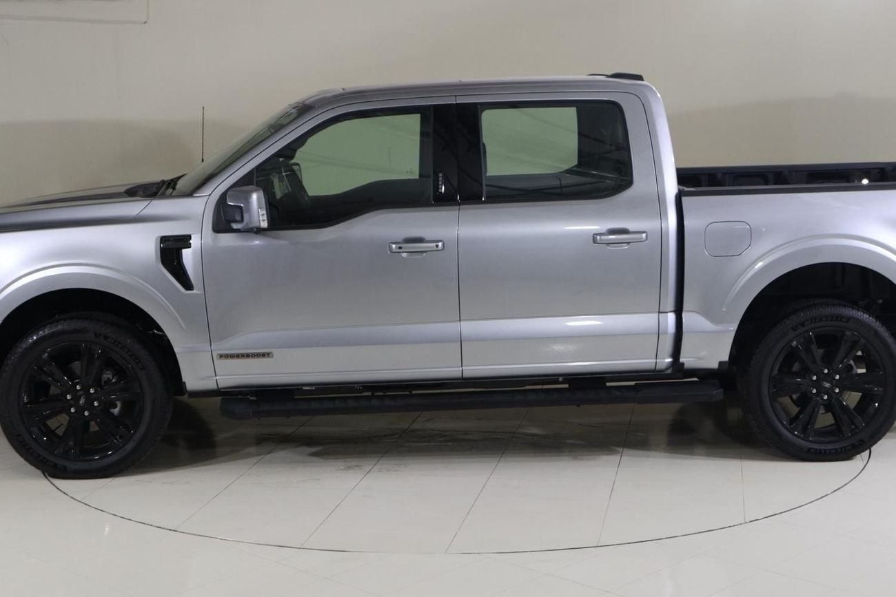 Ford F-150 LARIAT SUPERCREW PB /1524H / AL TAYER MOTORS /AL QOUZ SHOWROOM