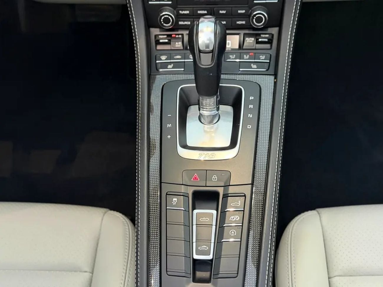 Porsche 718 Boxster STANDARD | CABRIOLET | AGENCY WARRANTY TILL DEC