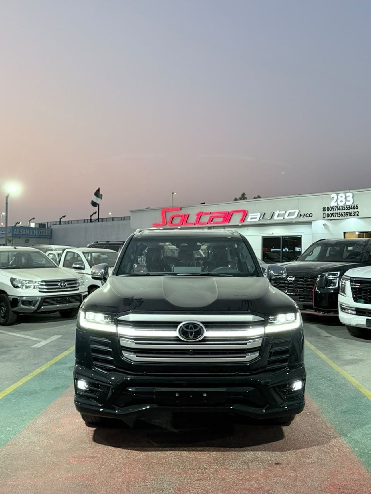 تويوتا لاند كروزر VXR تويوتا LC 300 VXR كاملة المواصفات، خليجية، مزودة بخاصية الإغلاق التلقائي للأبواب