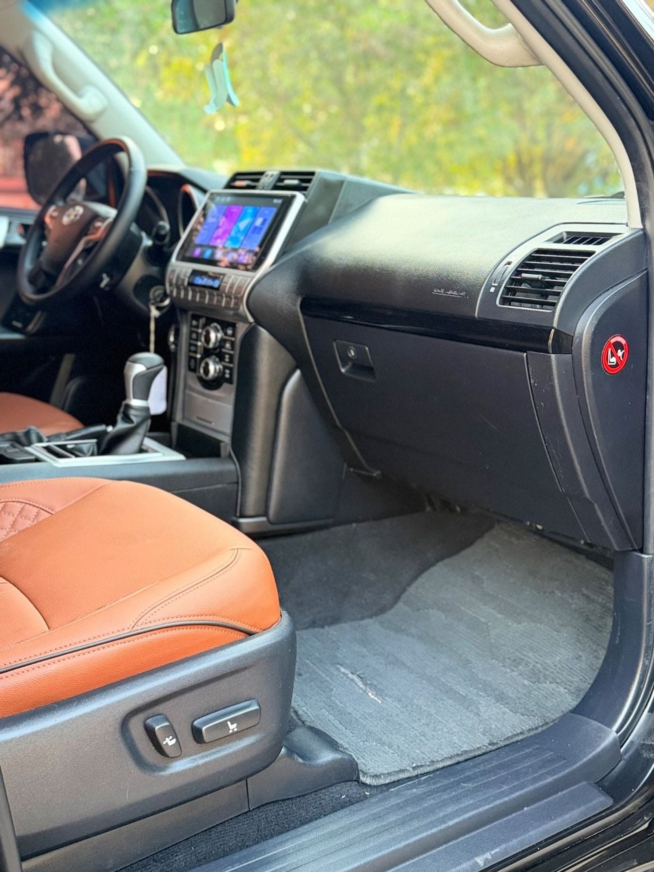 Toyota Prado VXR Toyota Prado 2016 Model Facelift to 2023 Model V4 2.7L Engine Full Option