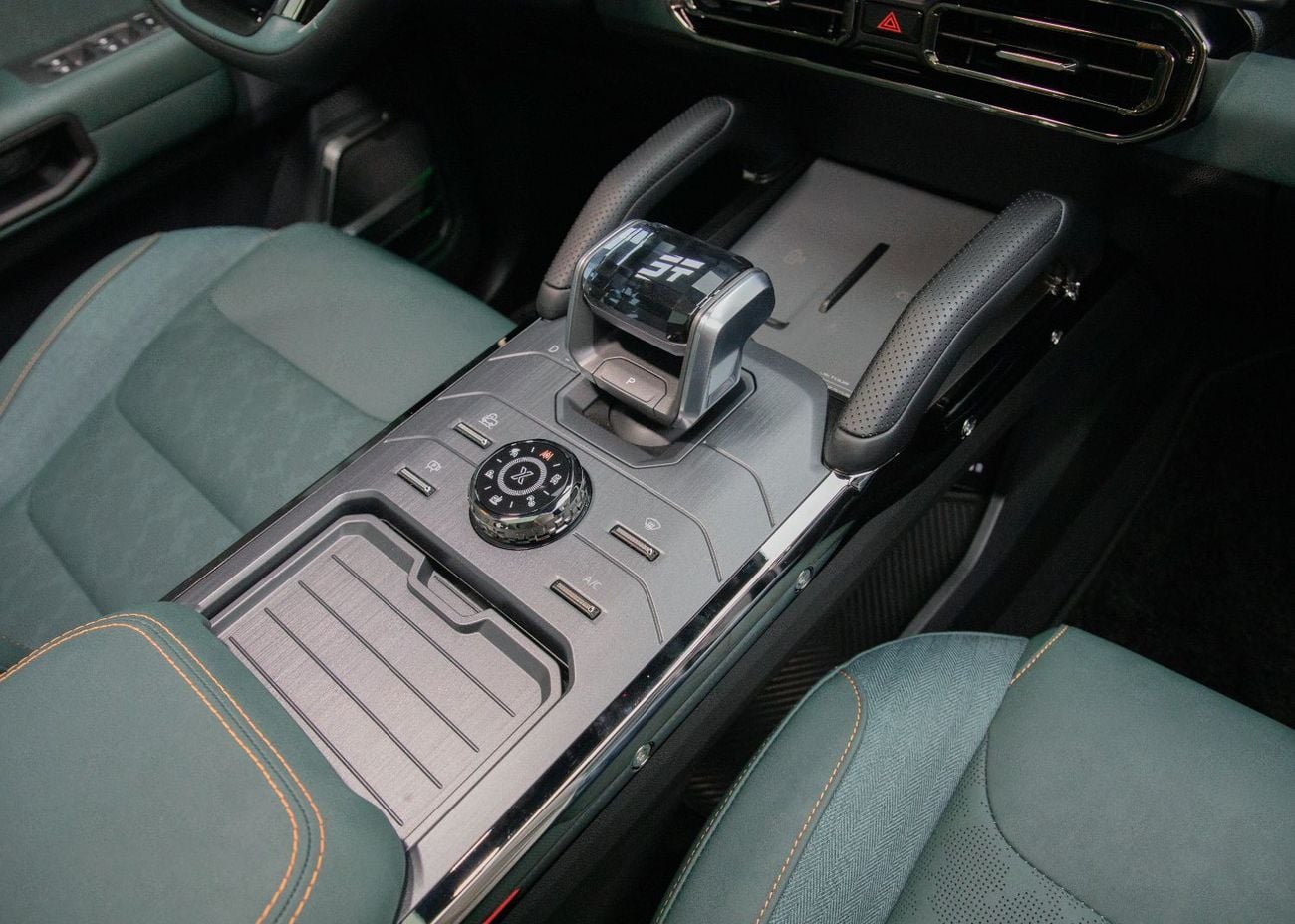 Jetour T2 LUXURY PLUS