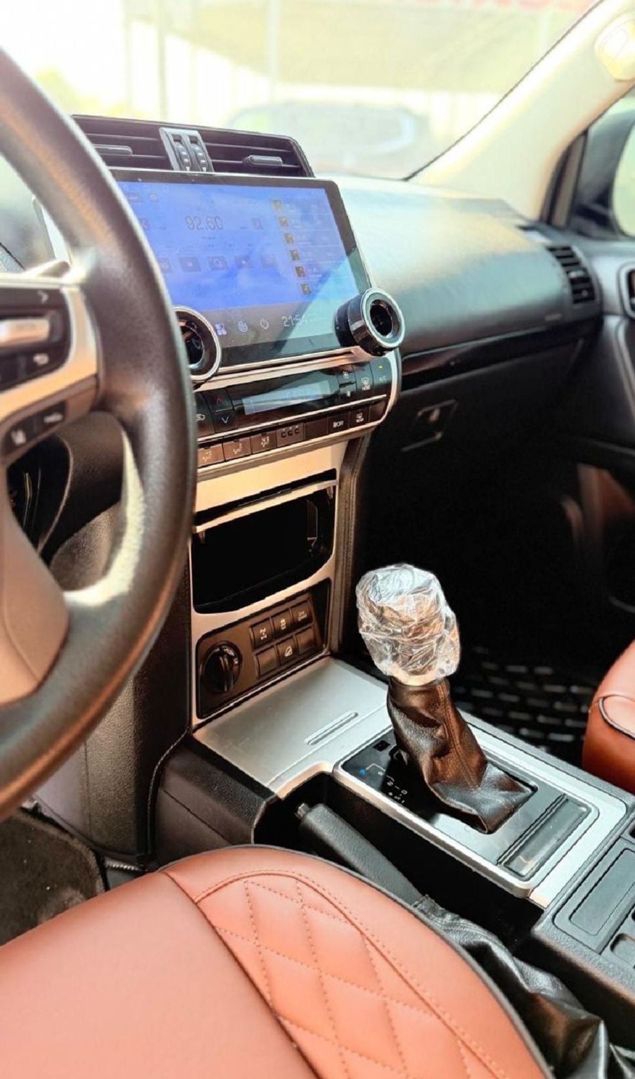 Toyota Prado VXR 2019Model 2.8 diesel Engine Colour Black Transmission Automatic Interior Brown leathers seats 7seats