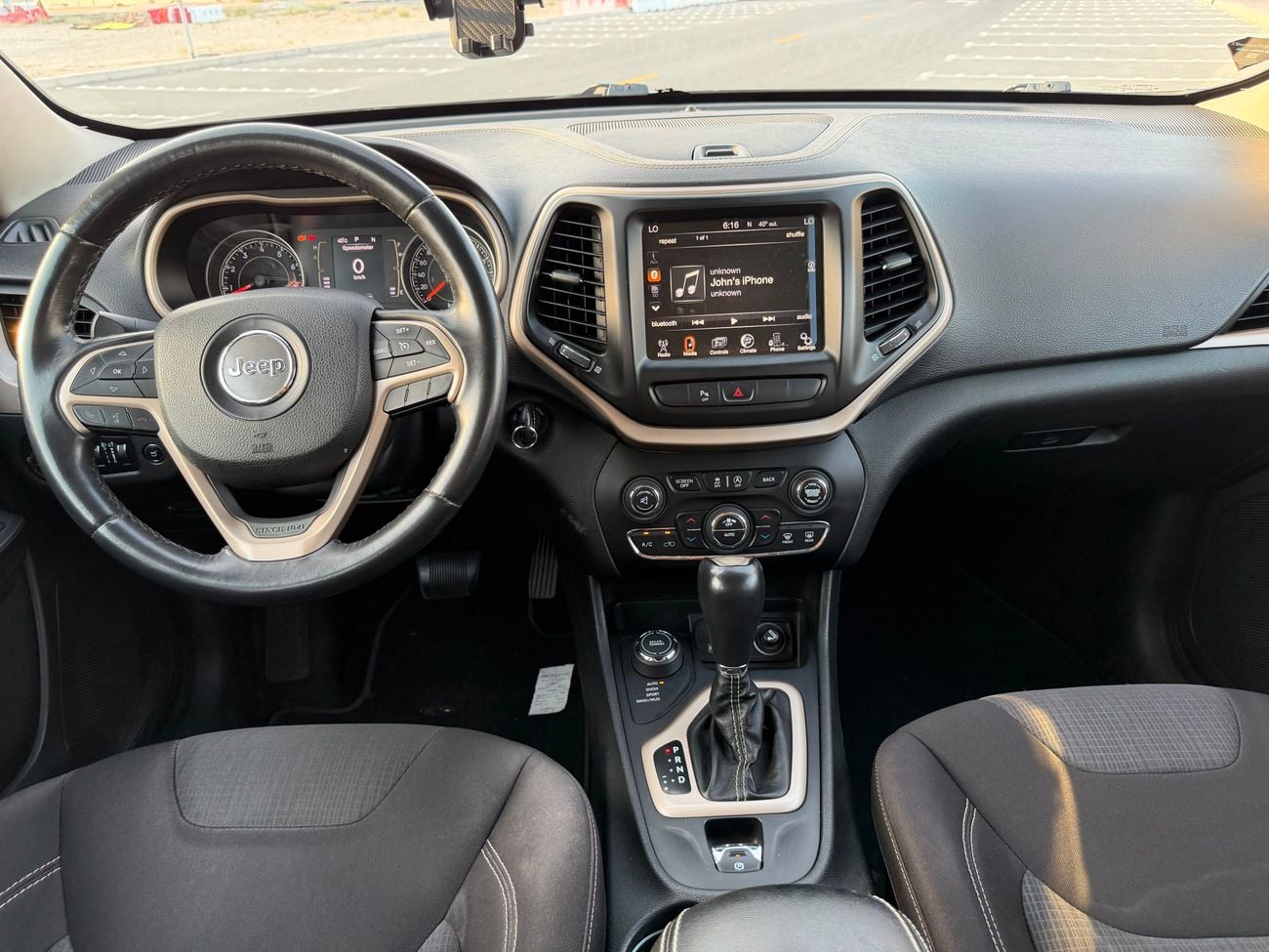 Jeep Cherokee LONGITUDE