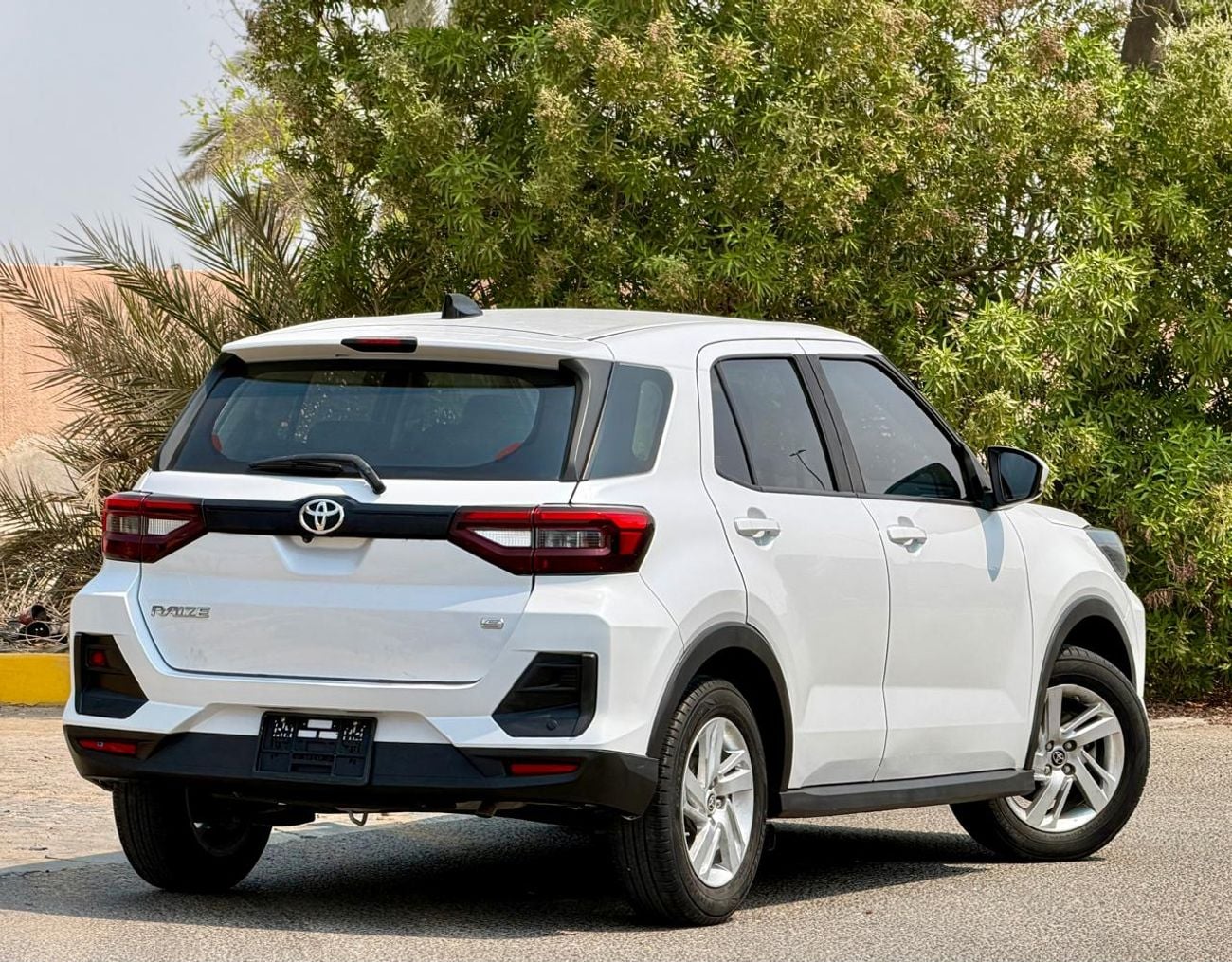 تويوتا ريز E 650/- شهريًا | خليجي | نظام تحديد المواقع العالمي (GPS) وكاميرا | خالية من الحوادث