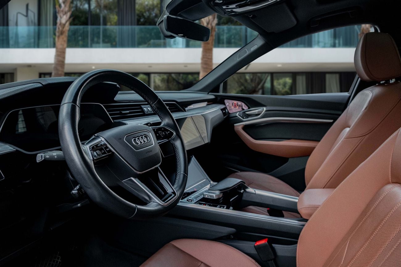 أودي اي ترون e tron Q8 e-tron | 4,309 P.M | 0% Downpayment | Audi Warranty!