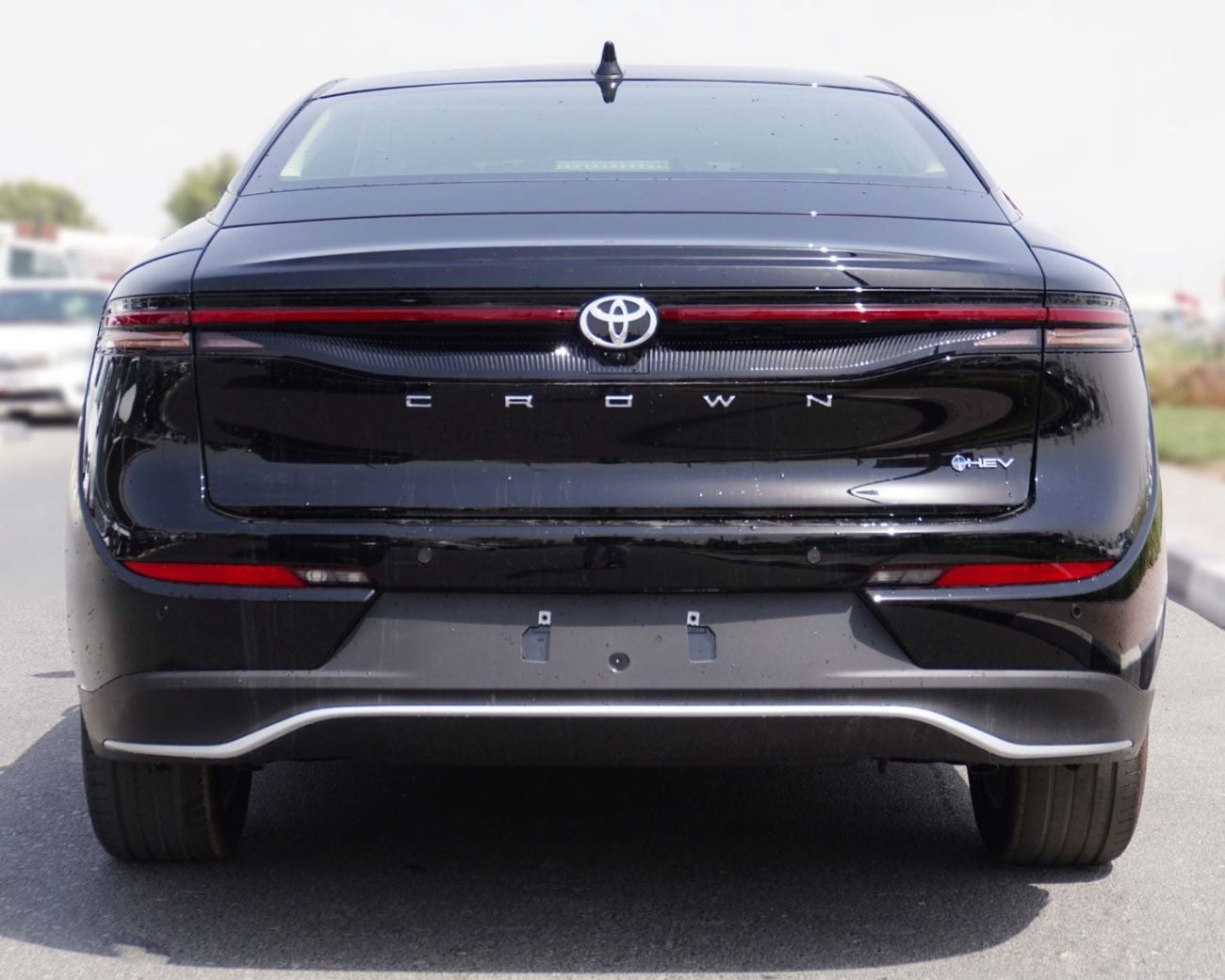 تويوتا كراون PLATINUM , HEV, AWD, A/T - 2025