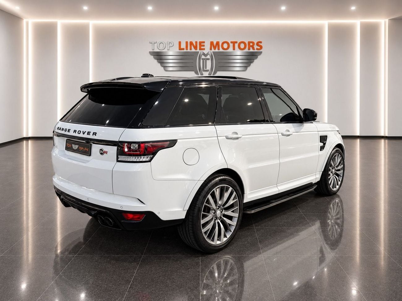 Land Rover Range Rover Sport SVR 2016 Land Rover Range Rover Sport SVR 5.0L V8 Supercharged GCC ,Original Paint, Accident Free