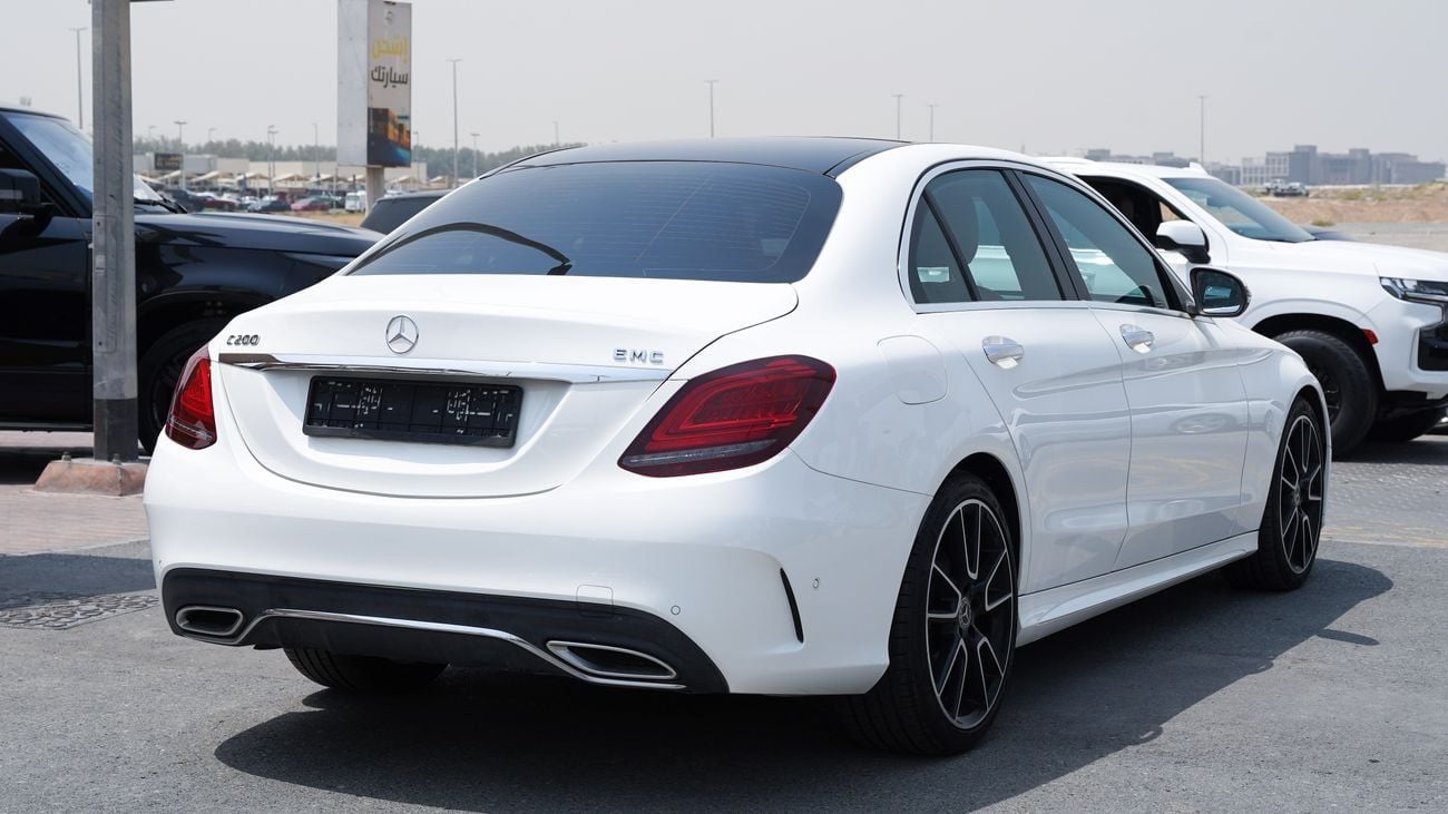 مرسيدس بنز C 200 AMG