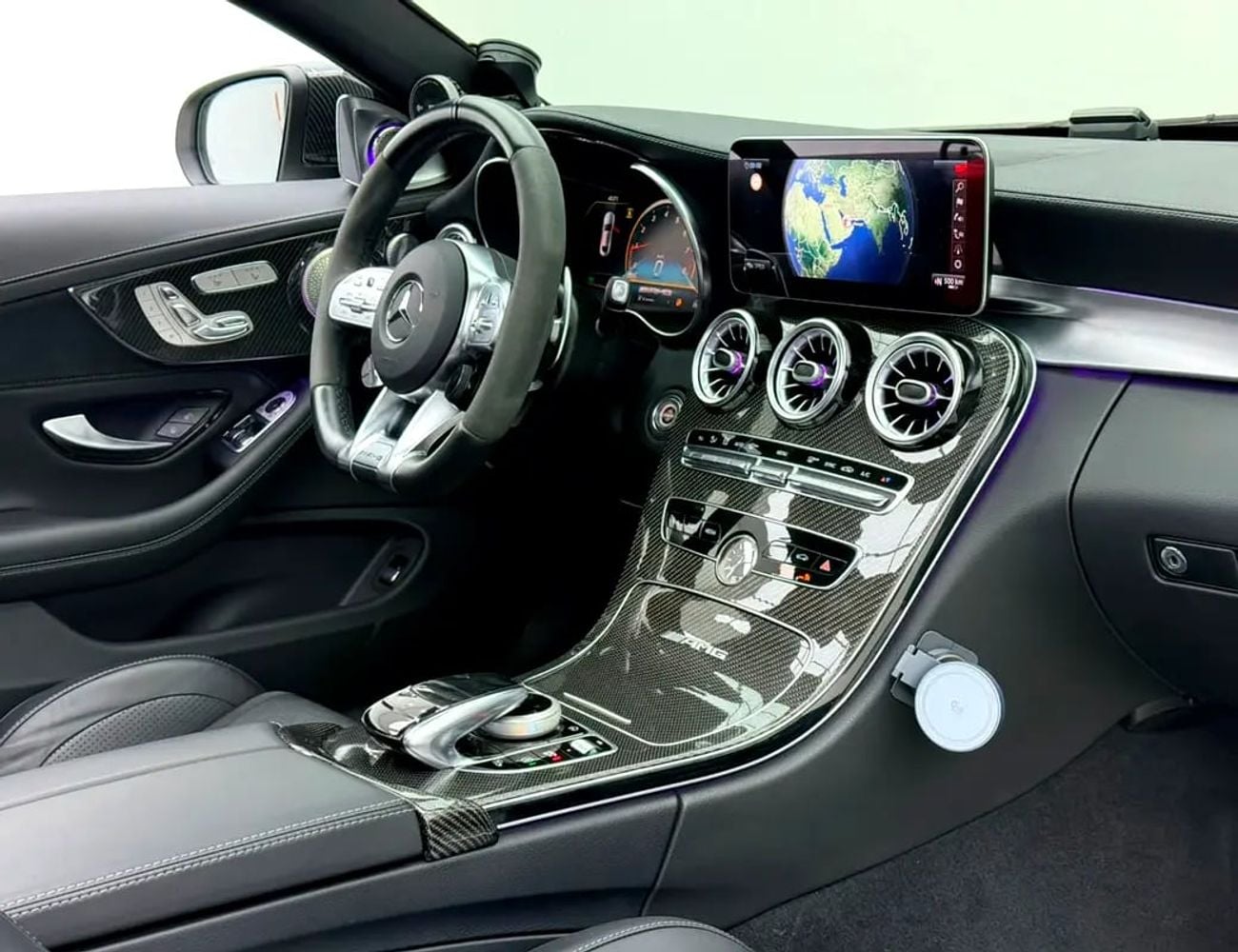 مرسيدس بنز C 63 AMG C63 S AMG, Warranty, Carbon Fiber Package, Very Low Km, Excellent Condition