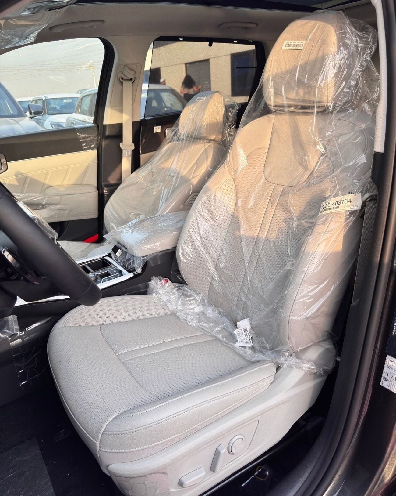 كيا سورينتو 2.5 L 4WD