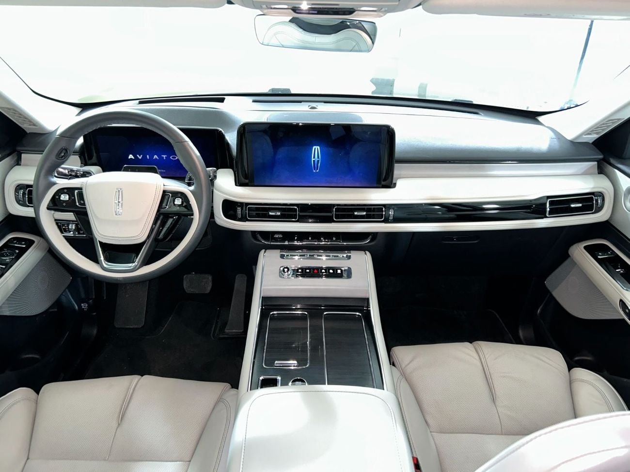 لينكولن أفياتور RESERVE AV-AVI425/AL TAYER MOTORS/ AL QOUZ SHOWROOM
