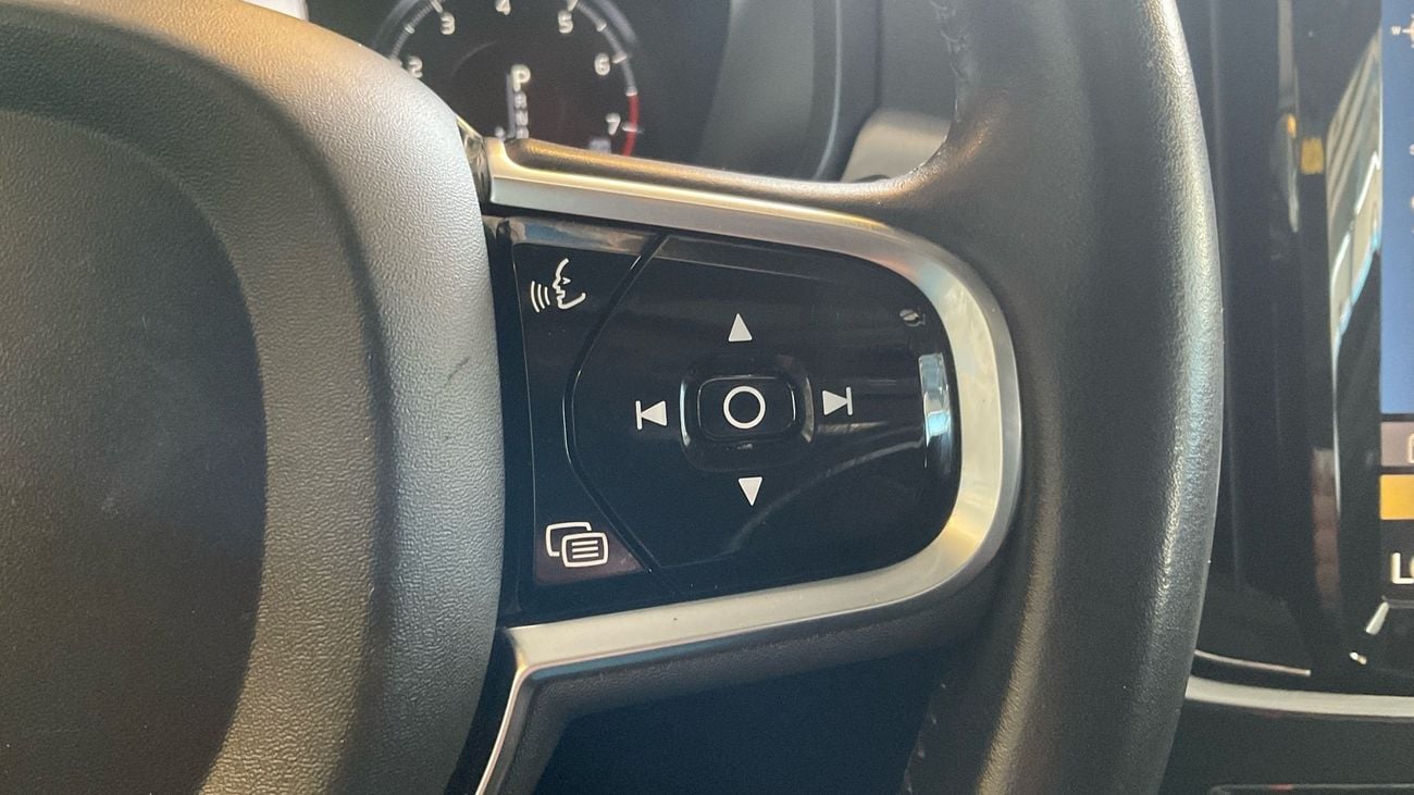 Volvo S90 MOMENTUM | Guaranteed Warranty | 0 Down Payment
