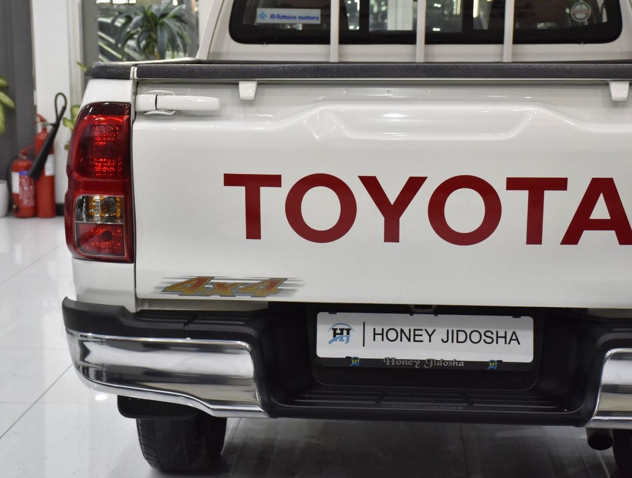 Toyota Hilux SGLX EXCELLENT DEAL for our Toyota Hilux 4WD ( 2025 Model ) in White Color GCC Specs