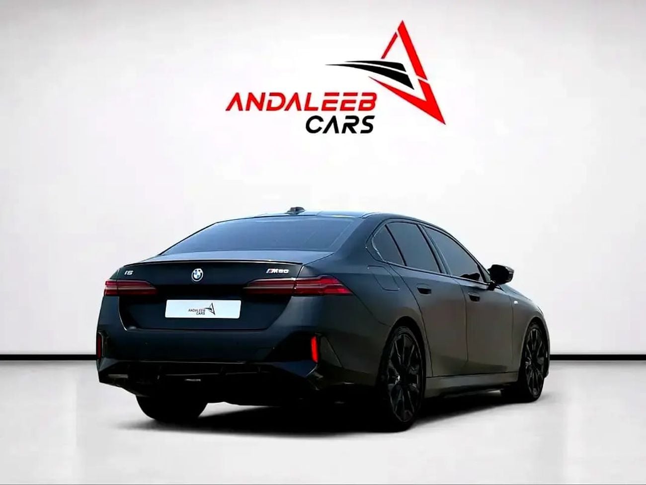 BMW i5 M60 XDRIVE Agency Warranty Until | M60 xDRIVE | DUAL MOTOR ELECTRIC AWD – 601 HP | FULL AGENCY