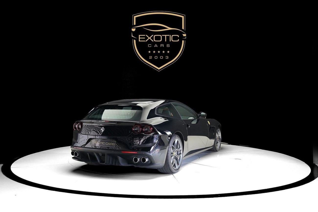 فيراري جي تي سي 4 لوسو LUSSO T