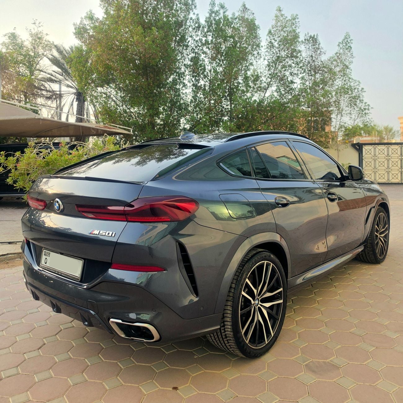 بي أم دبليو X6 M 50i