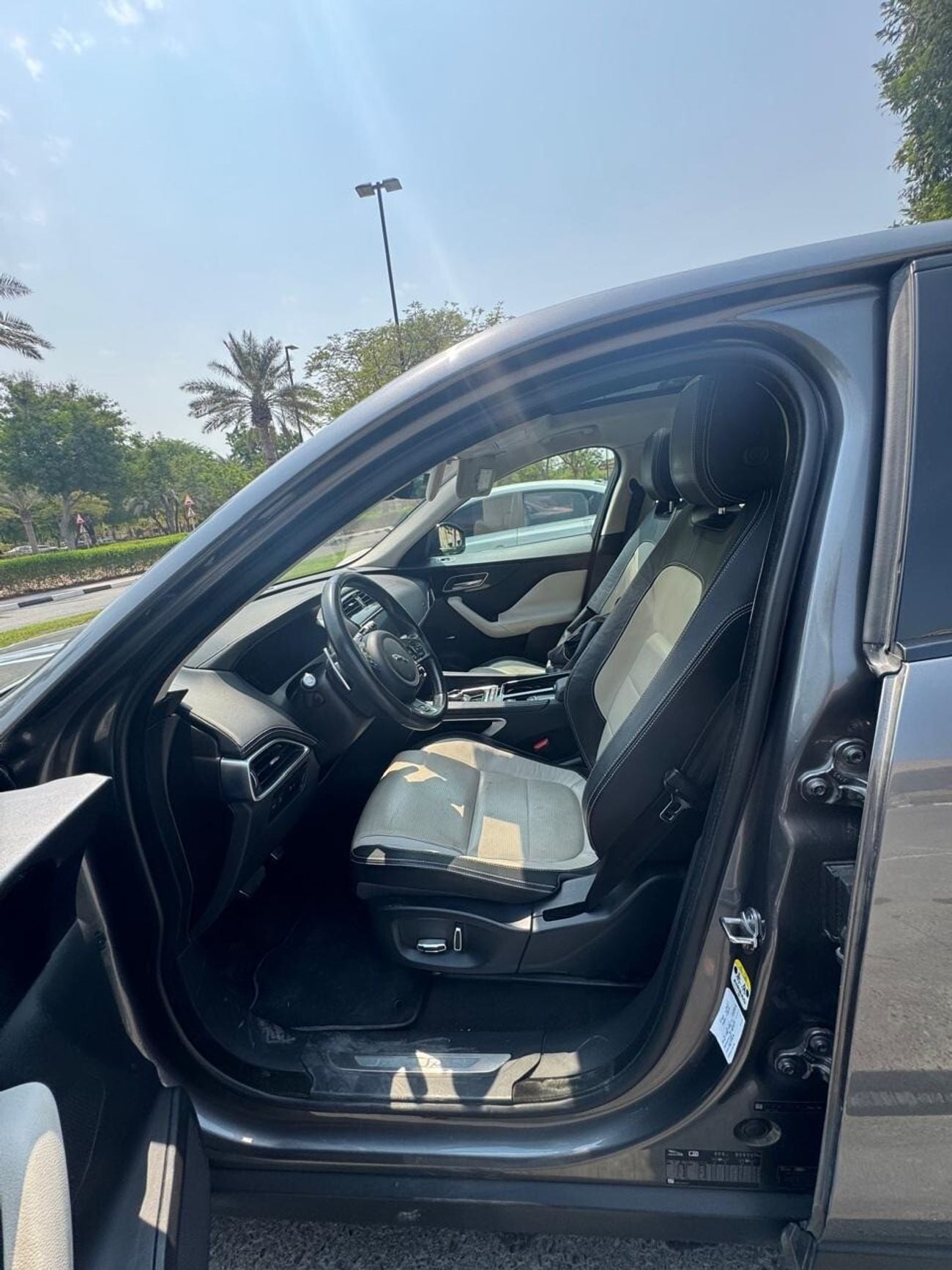 جاكوار F بيس آر سبورت R-SPORT
