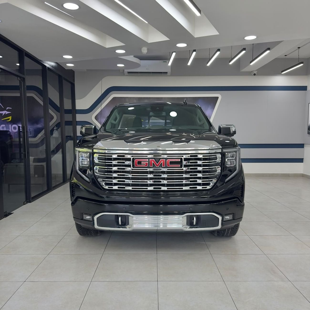 جي أم سي سييرا 1500 DENALI ULTIMATE جي إم سي سييرا دينالي