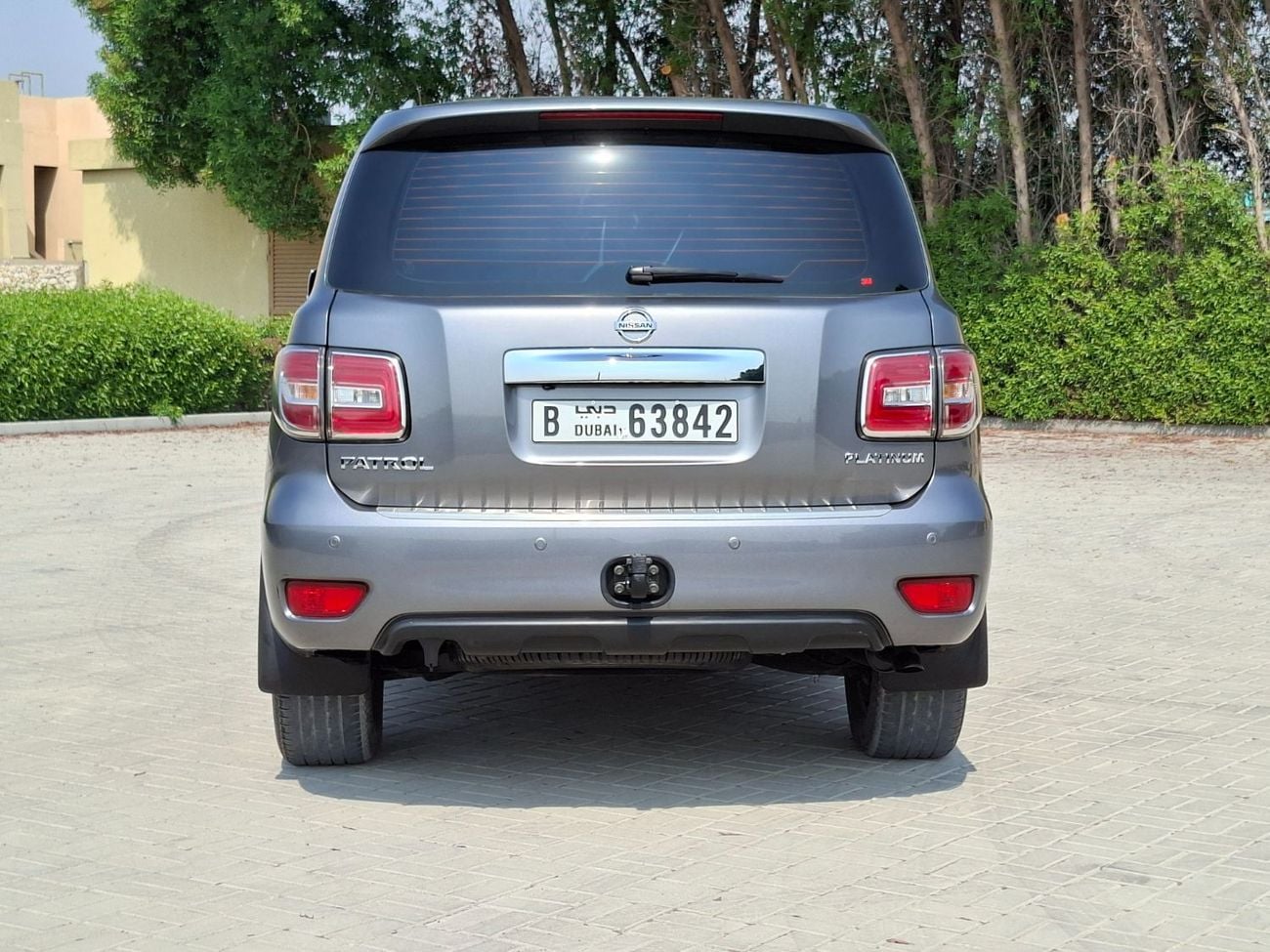Nissan Patrol LE PLATINUM Nissan patrol model 2015 full option