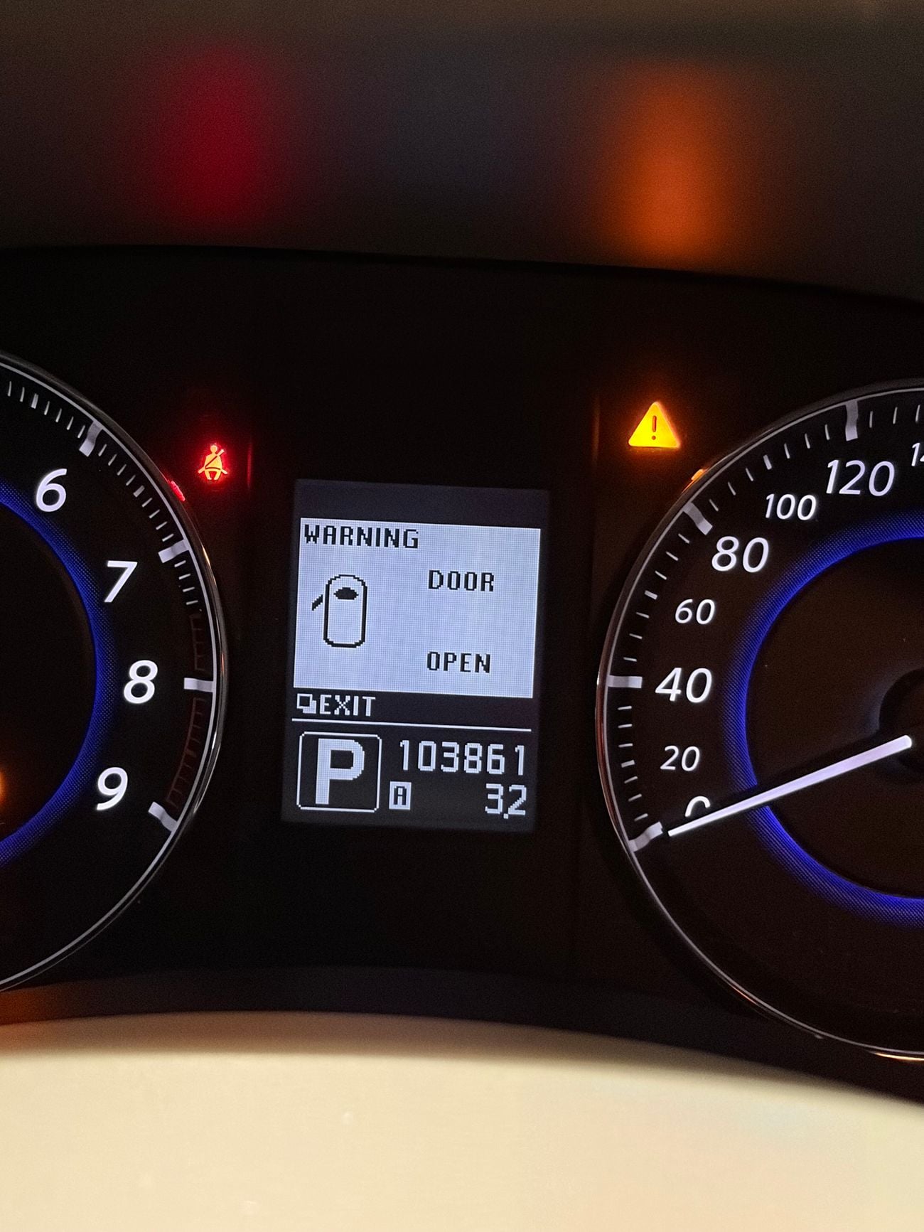 Infiniti QX70