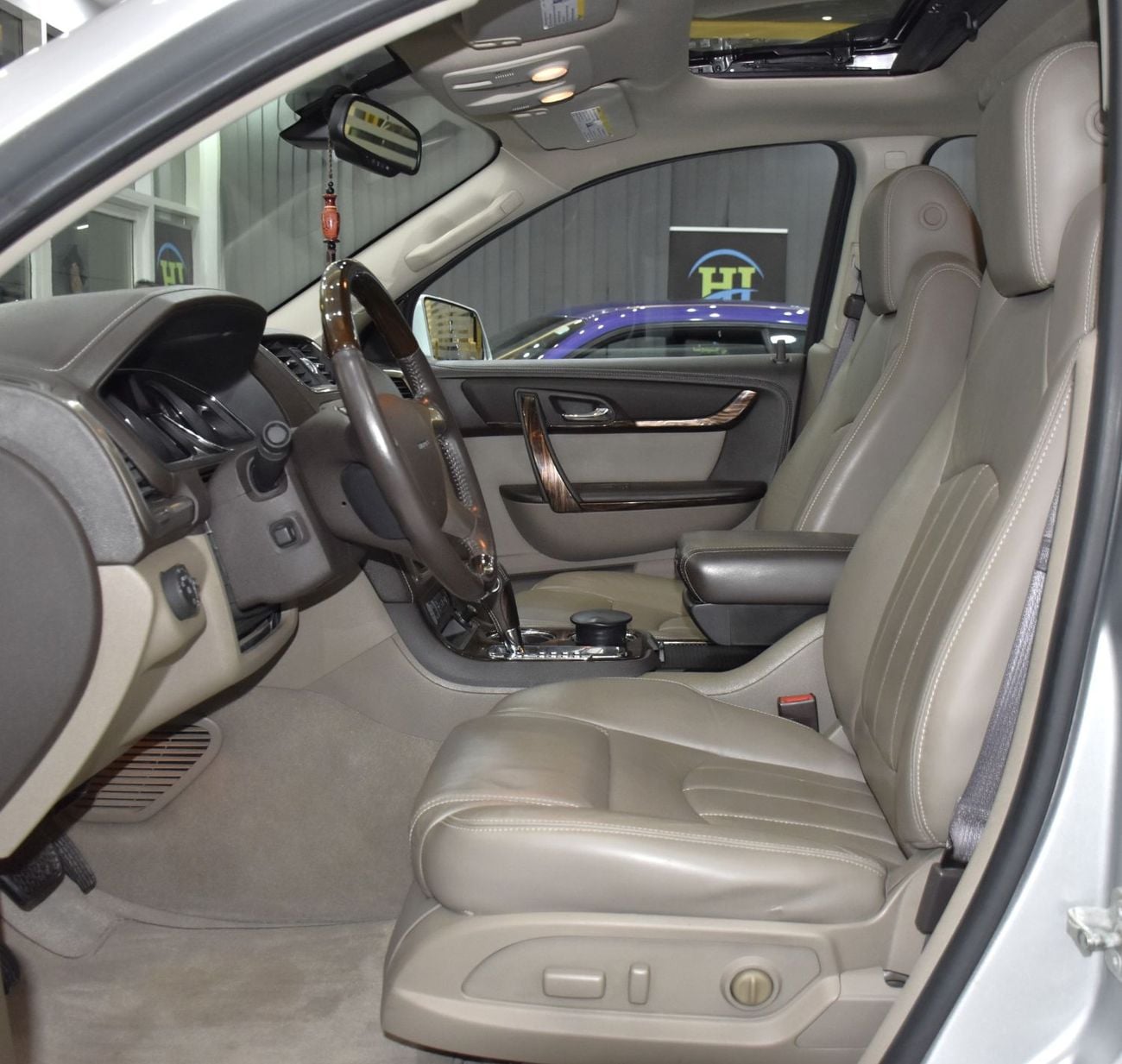 GMC Acadia DENALI EXCELLENT DEAL for our GMC Acadia Denali AWD ( 2014 Model ) in Silver Color GCC Specs