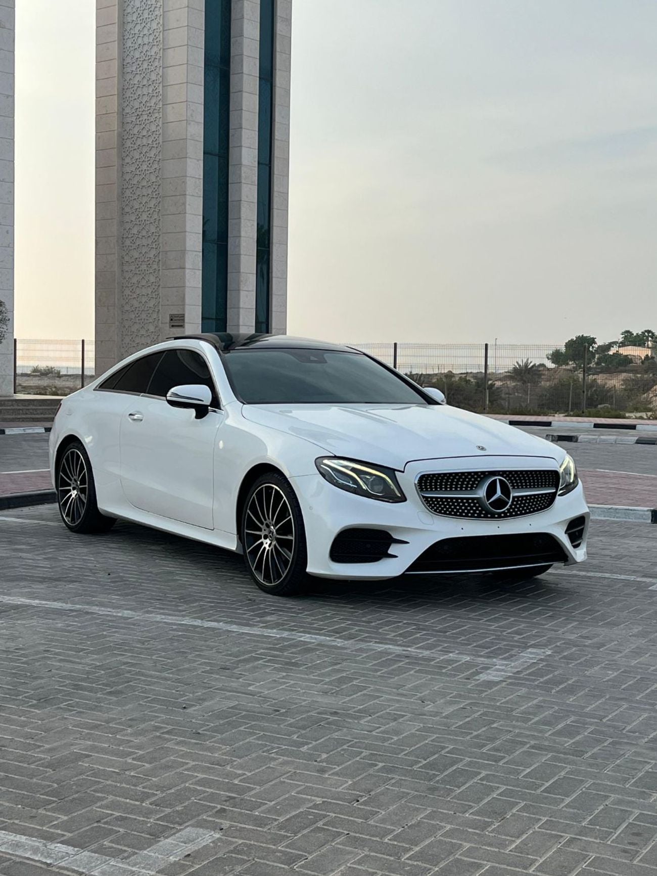 Mercedes Benz E 200 Coupe