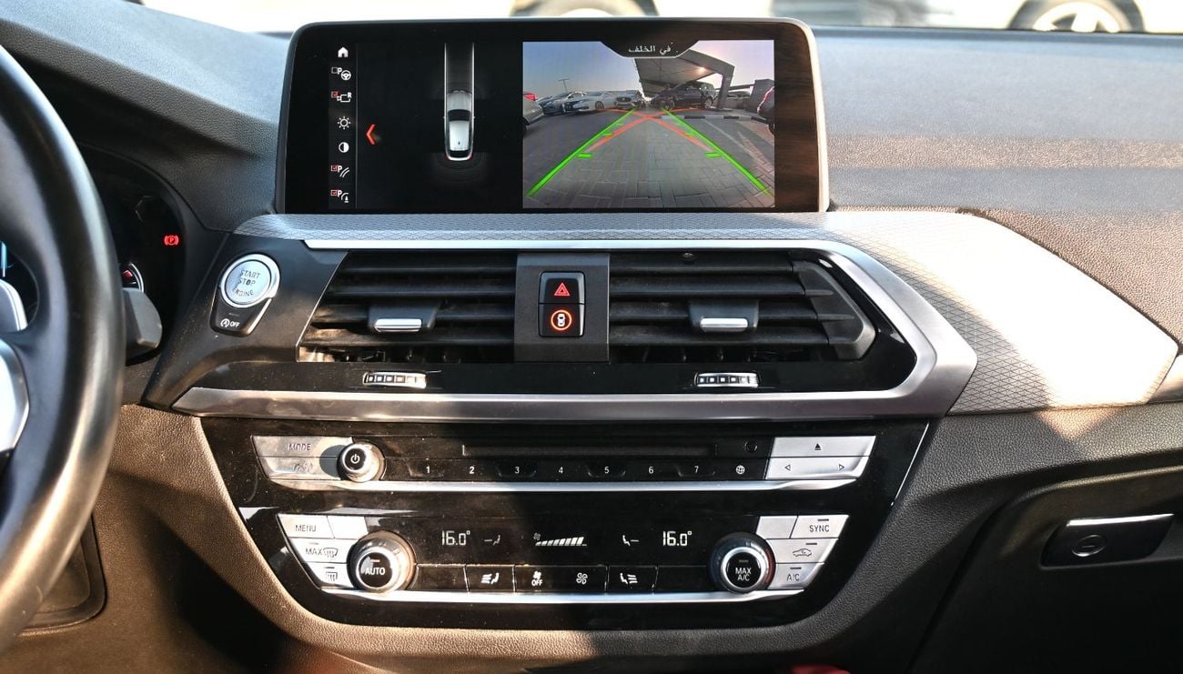 BMW 330i LUXURY LINE