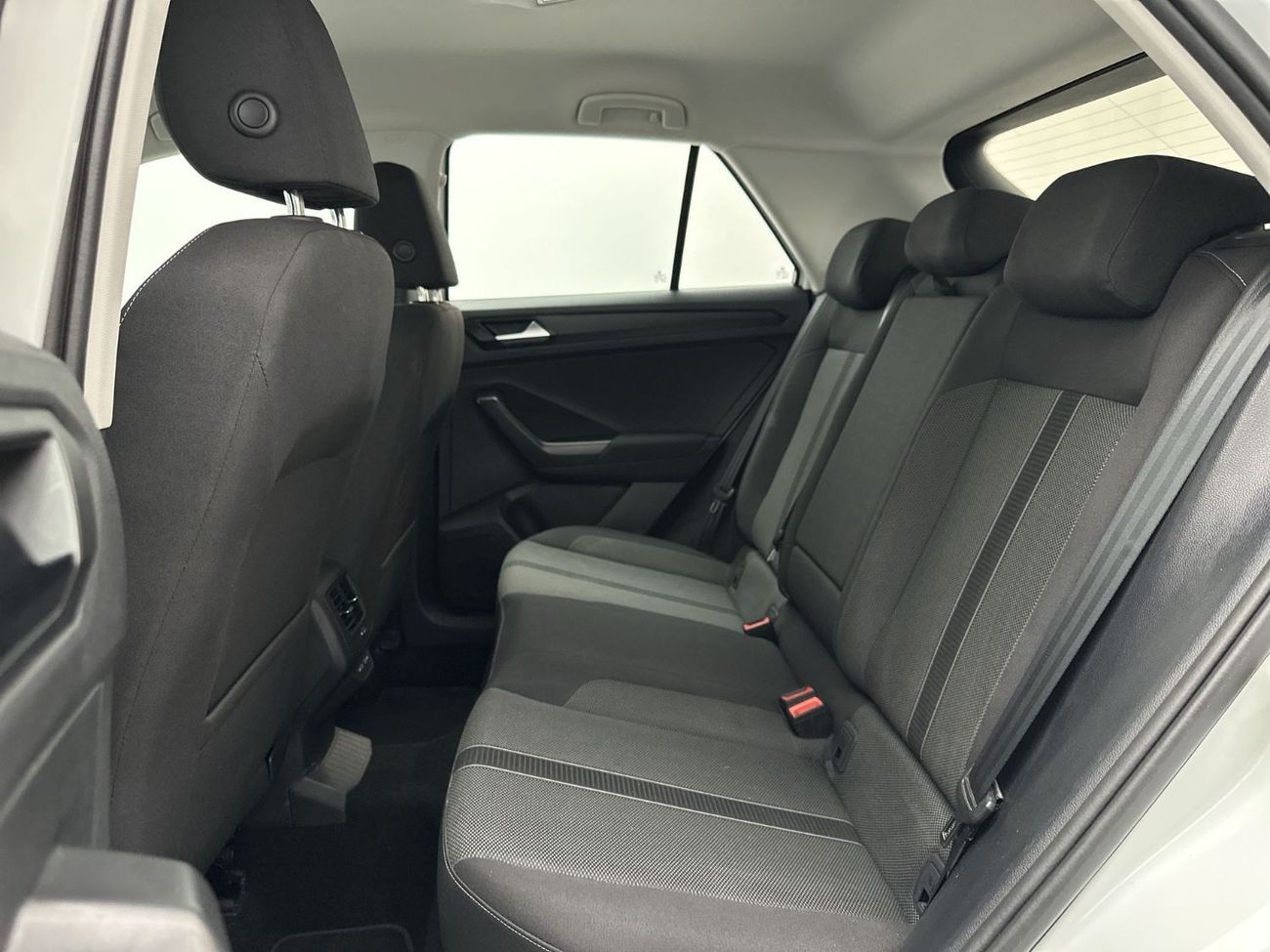 فولكس واجن T ROC LIFE T-Roc Life 1.4L | VW Certified | GCC Specs | Standout Crossover Styling