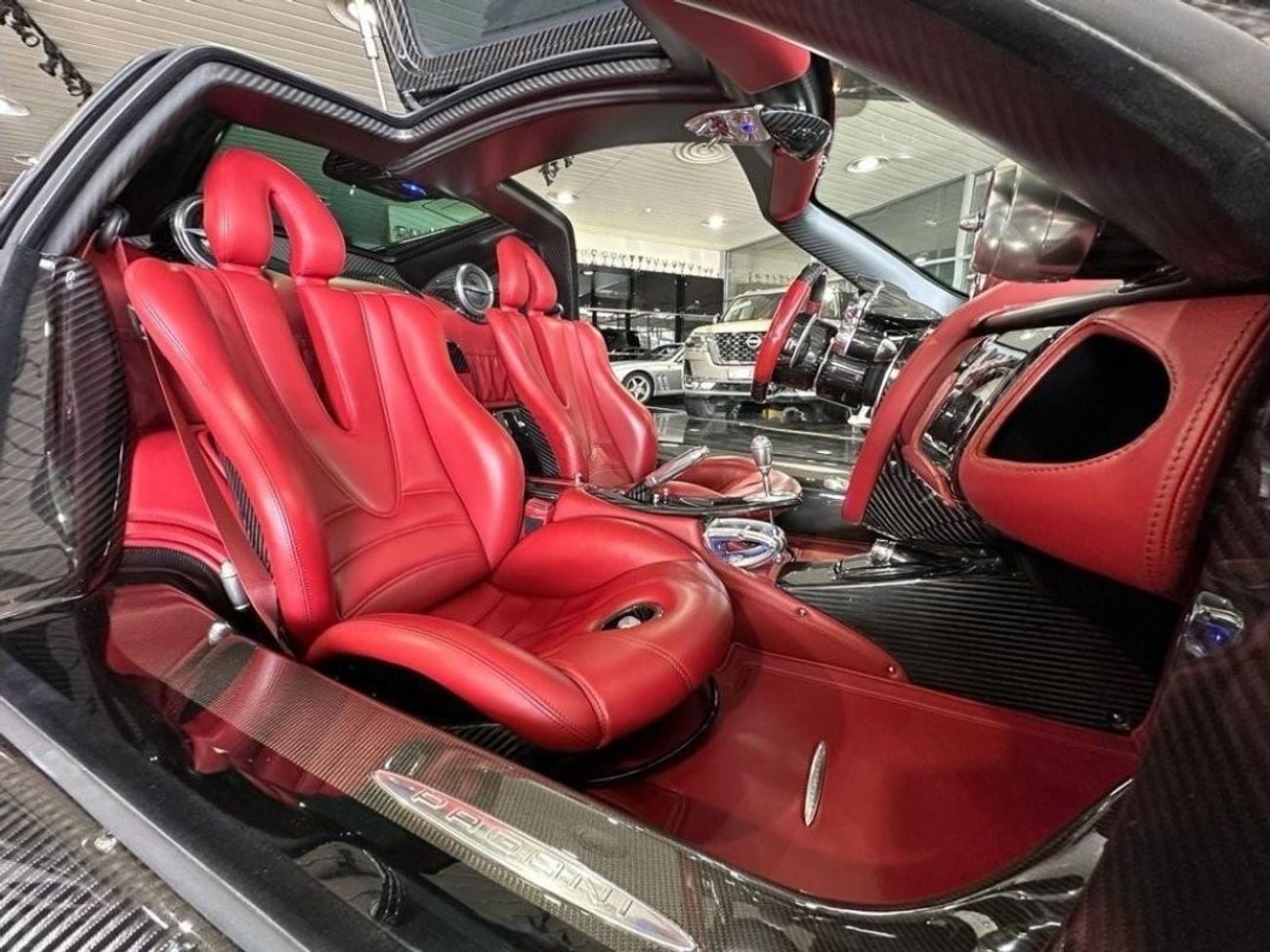 Pagani Huayra STANDARD 1 out of 100