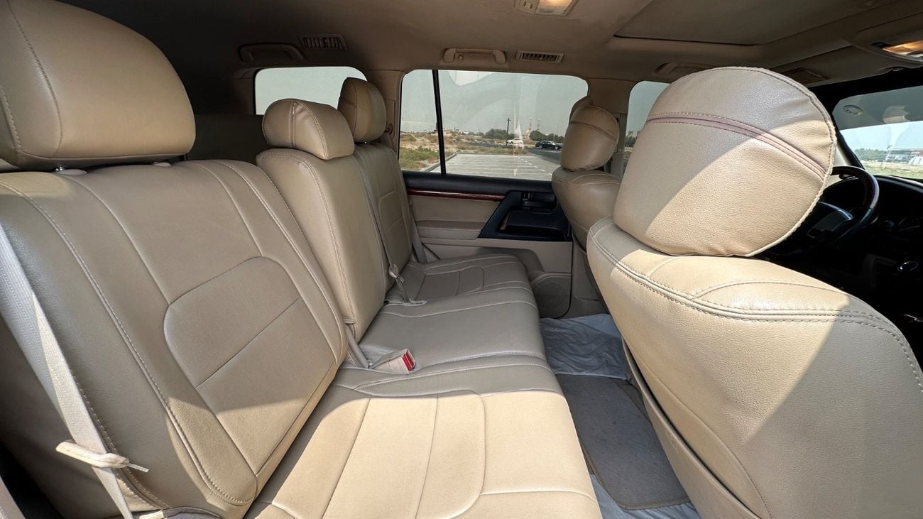Toyota Land Cruiser GXR