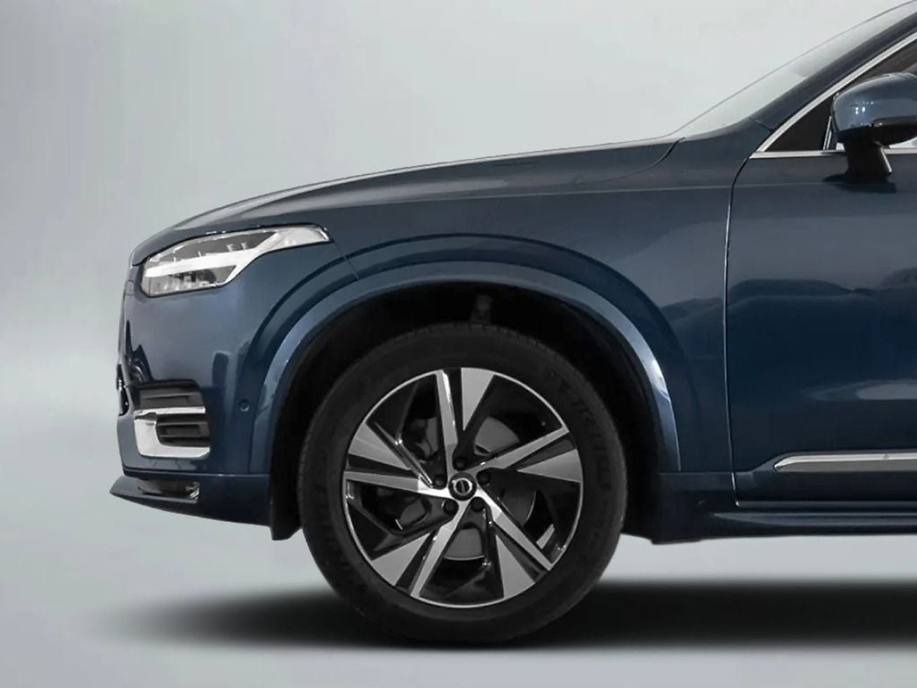 فولفو XC 90 بلس برايت