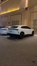 لامبورغيني اوروس ستاندارد