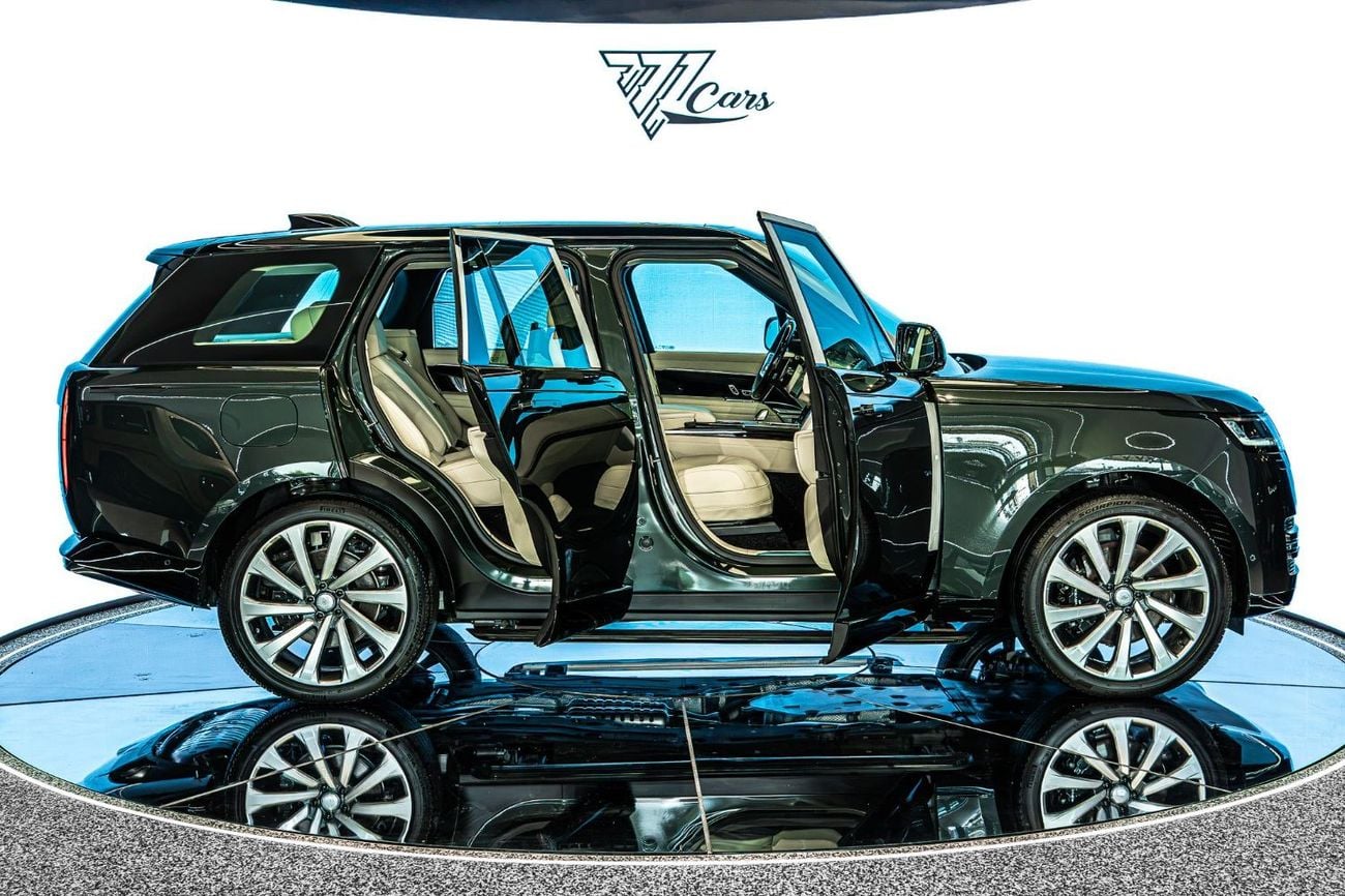 لاند روفر رينج روفر AUTOBIOGRAPHY P530 | Belgravia Green | Black Roof | White Interior | Shadow Exterior Package | GCC Specs