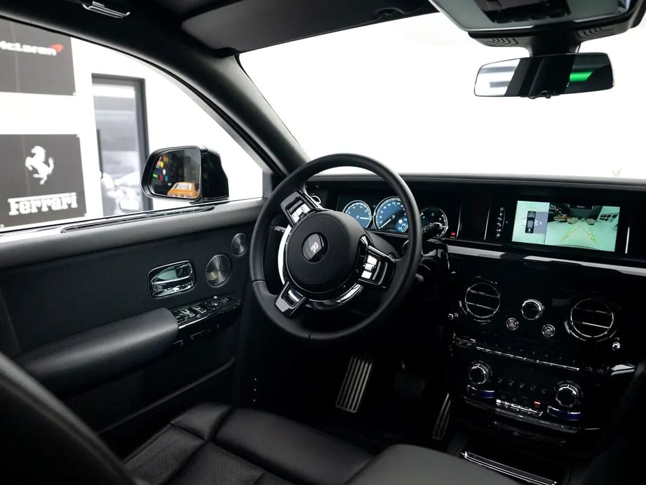 رولز رويس فانتوم ستاندارد BLACK DIAMOND METALLIC | STARLIGHT | REAR ENTERTAINMENT