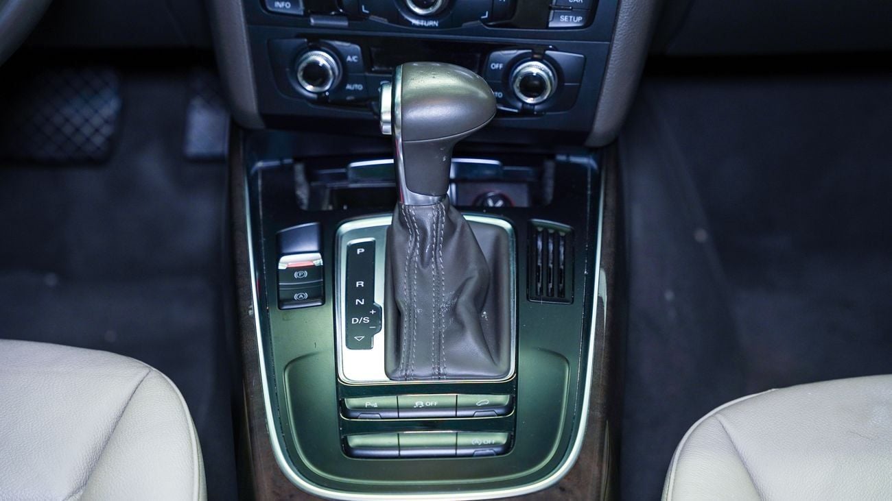 Audi Q5 STANDARD