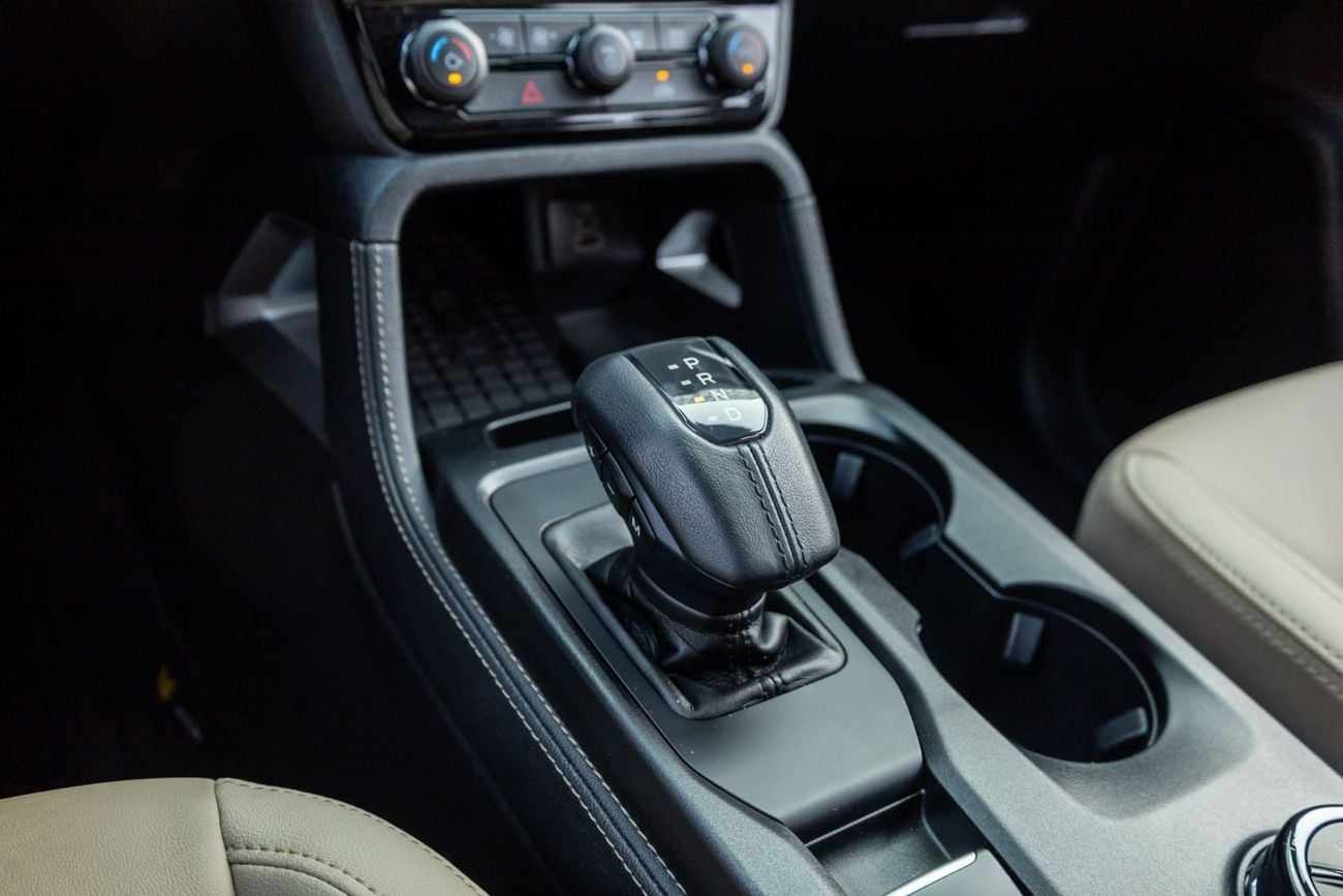 Ford Everest LIMITED Ford Everest Limited 2025 GCC | Agency Warranty | Service Contract