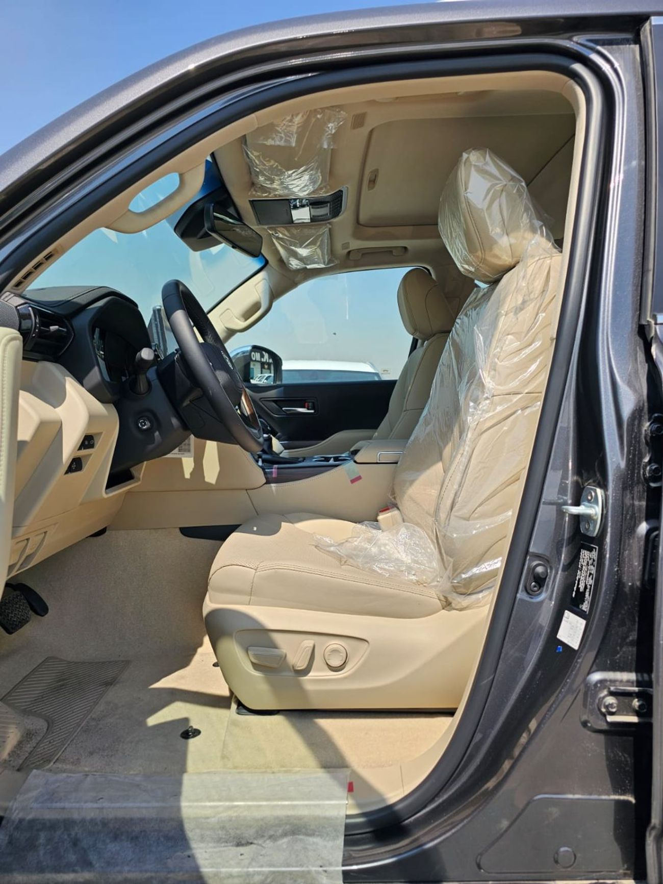 Toyota Land Cruiser VXS TWIN TURBO || 3.5L PETROL V6 | RADAR | 360*CAMERA | REAR ENTERTAINMENT SCREEN | SUNROOF | FULL O