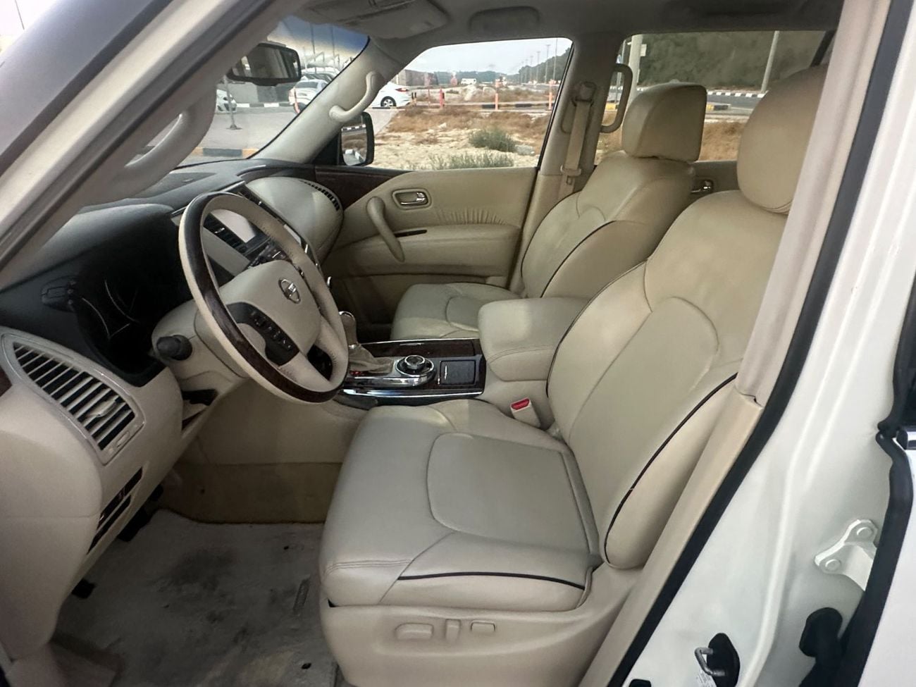نيسان باترول LE T2 TITANIUM