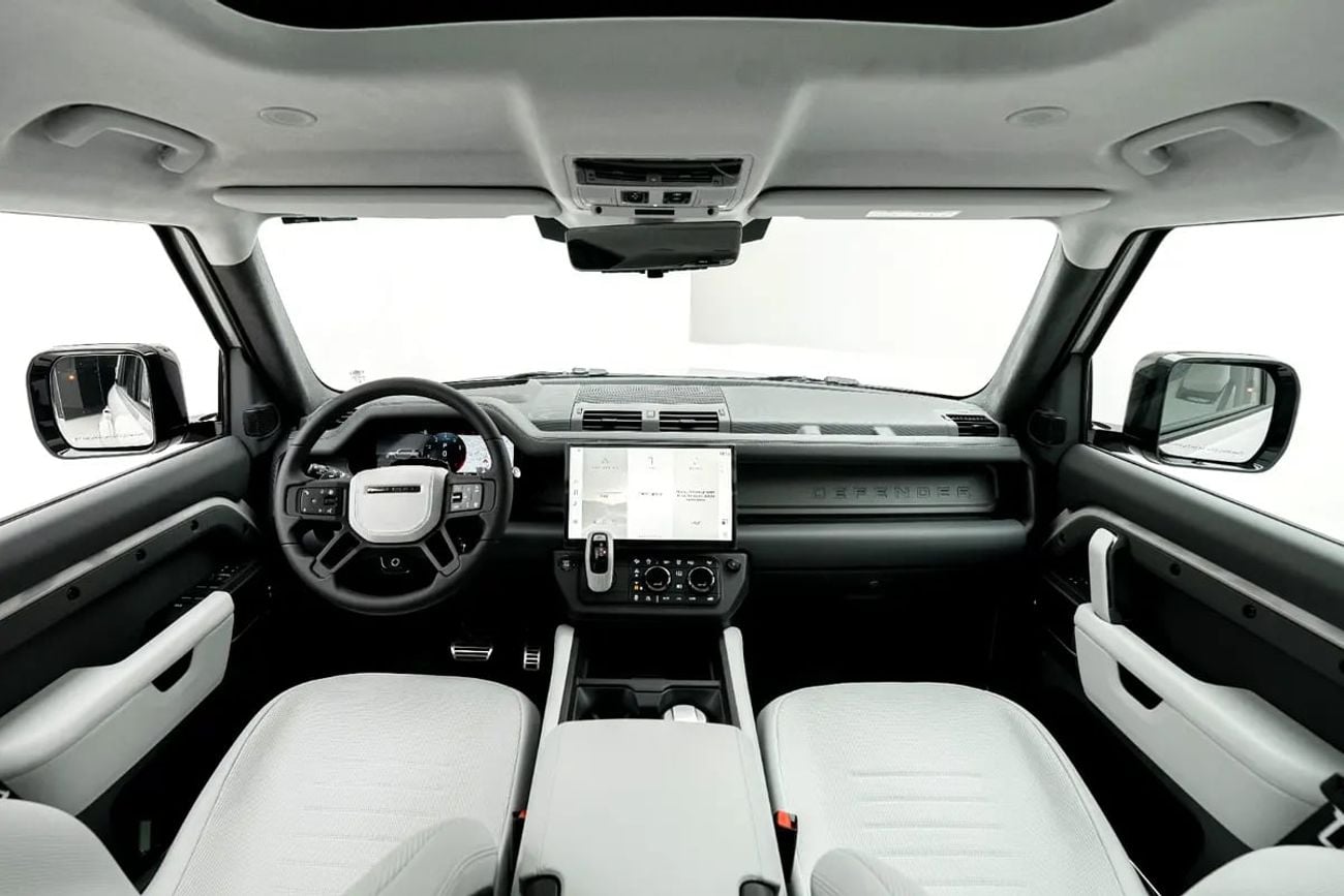 Land Rover Defender 110 Octa P635 GCC Specs