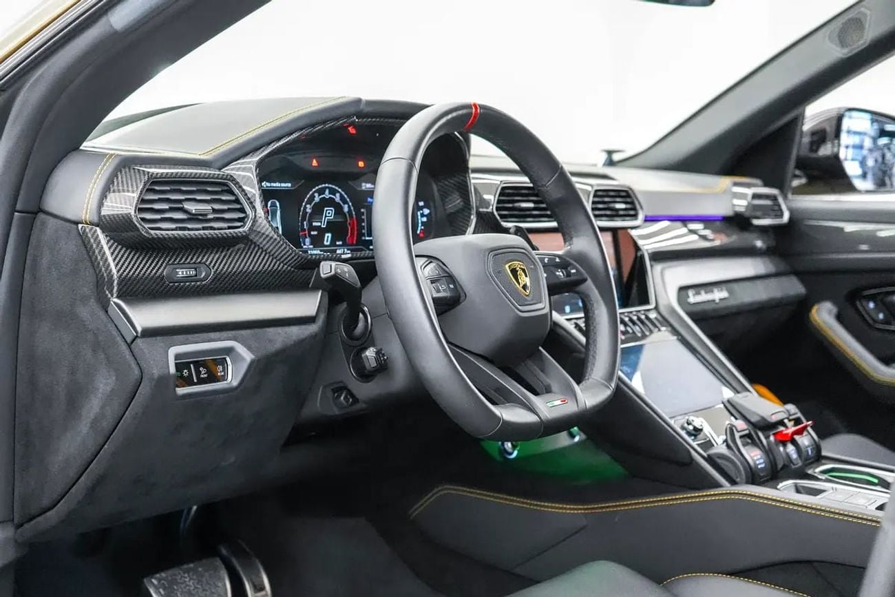 Lamborghini Urus PERFORMANTE | GCC | WARRANTY | FULL CARBON | EXCELLENT CONDITION