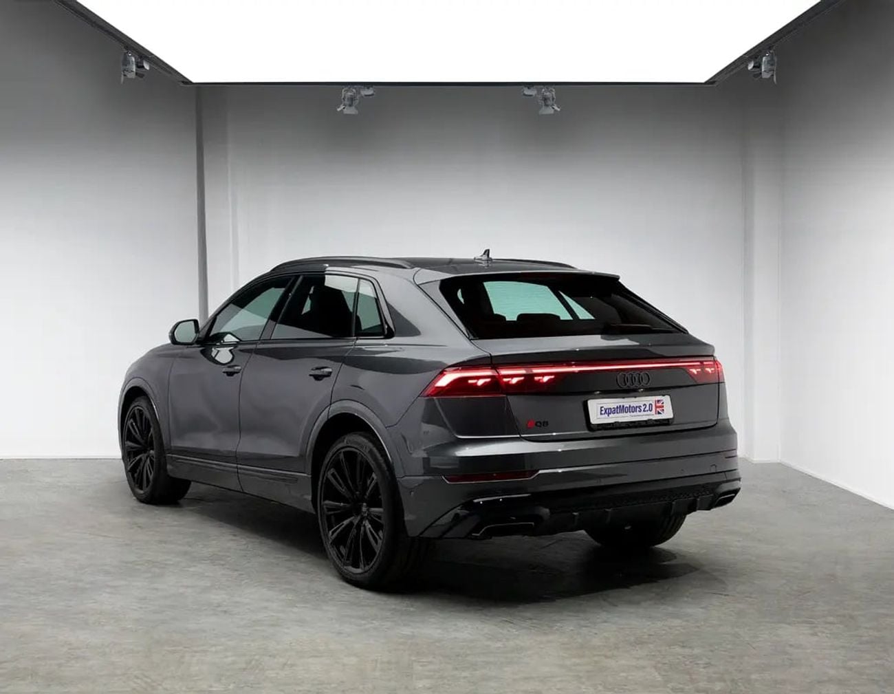 Audi Q8 55 TFSI Warranty + Service Contract • Top Spec Progress Black • FDSH • GCC