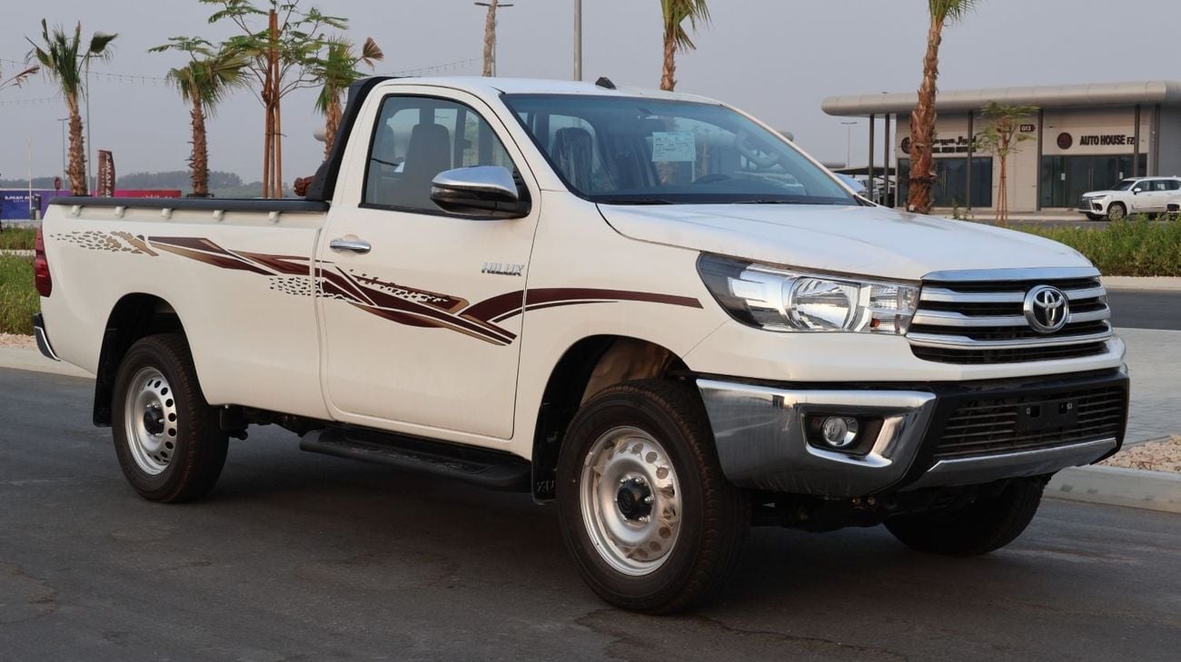 Toyota Hilux GL 2.7l single cabin manual transimition