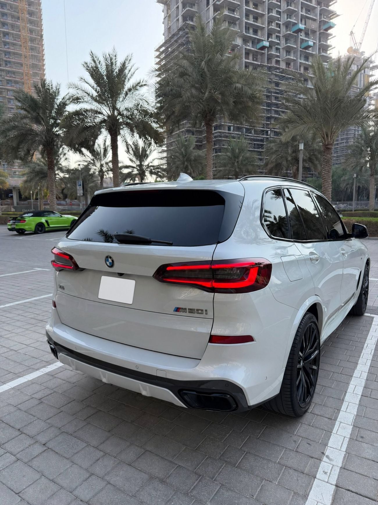 بي أم دبليو X5 M50i EXCLUSIVE