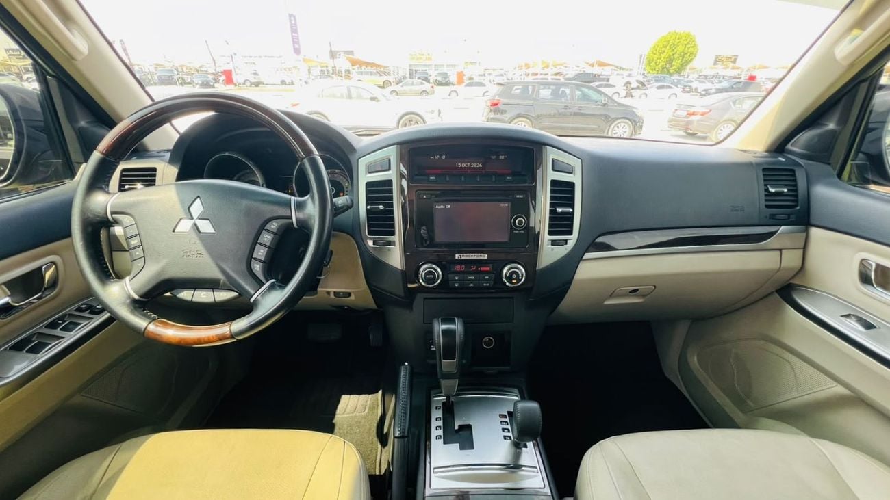 Mitsubishi Pajero GLS H/L ROCKFORD PLATINUM MITSUHBISHI PAJERO GLS 2020.ENGINE 3.8L/V6.