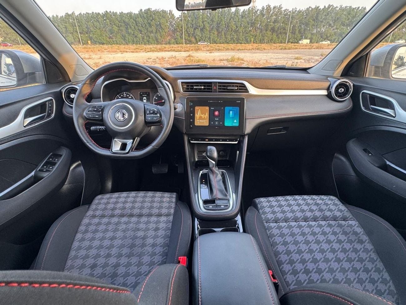 MG ZS STANDARD