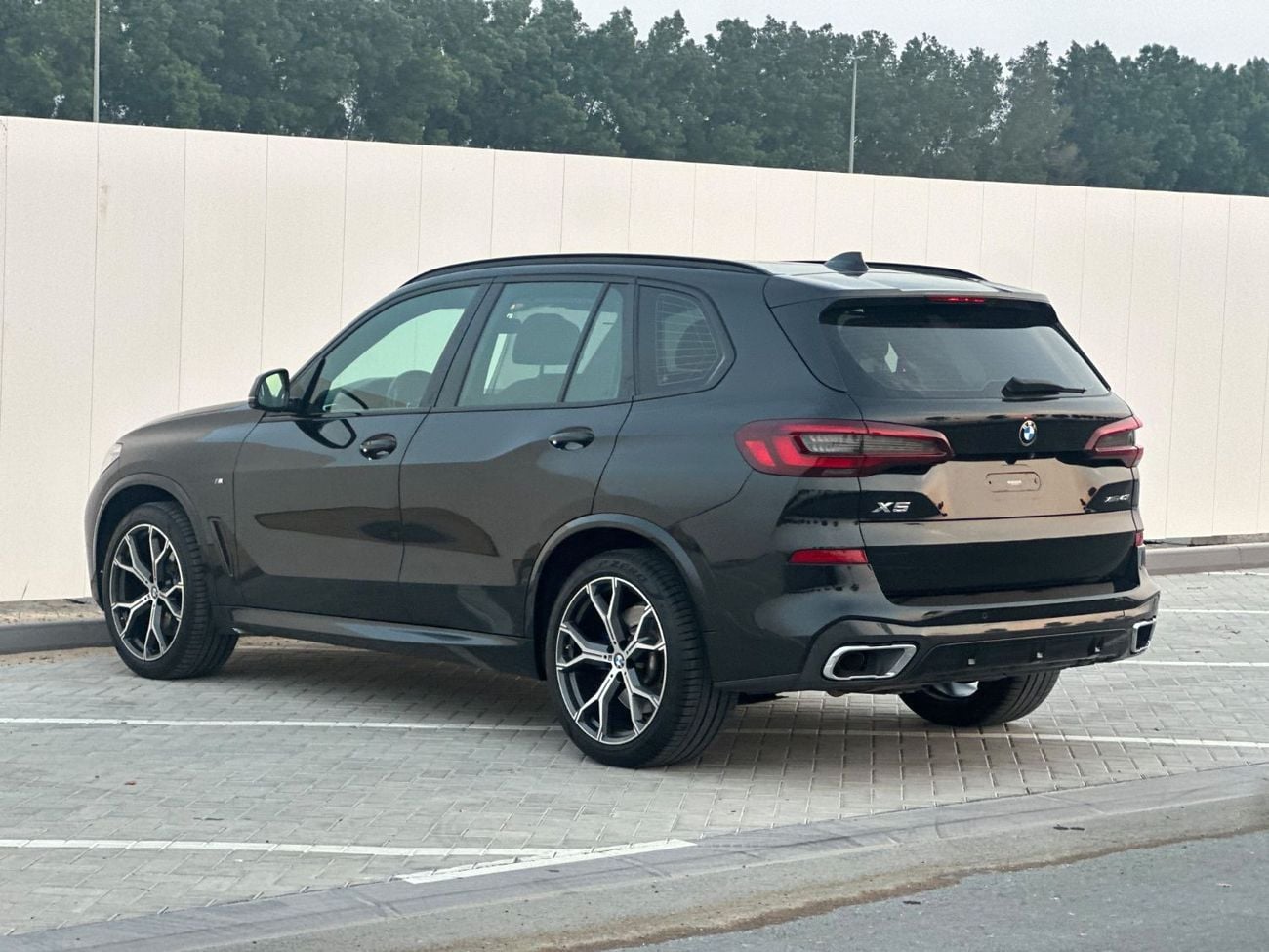 BMW X5 XDRIVE40i EXCLUSIVE M SPORT PACKAGE