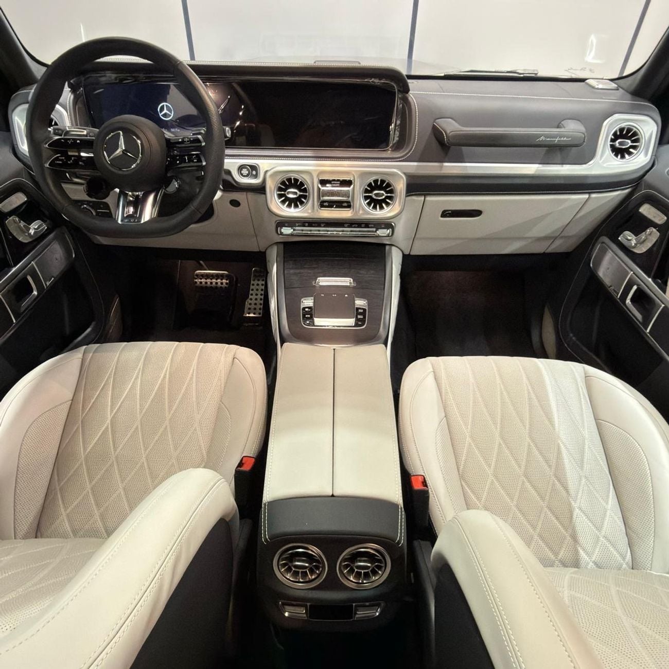 Mercedes Benz G63 AMG STANDARD | Japanese Specs