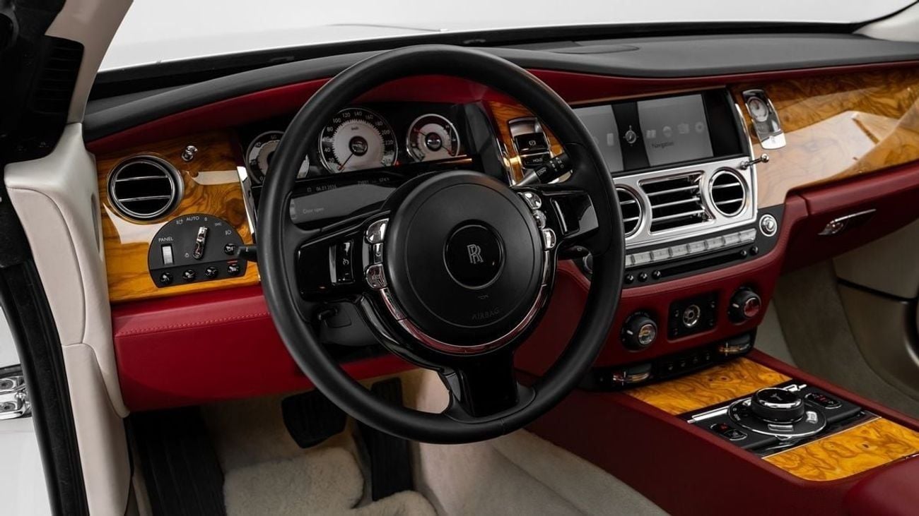 Rolls Royce Wraith STANDARD - 2014 - GCC Specs