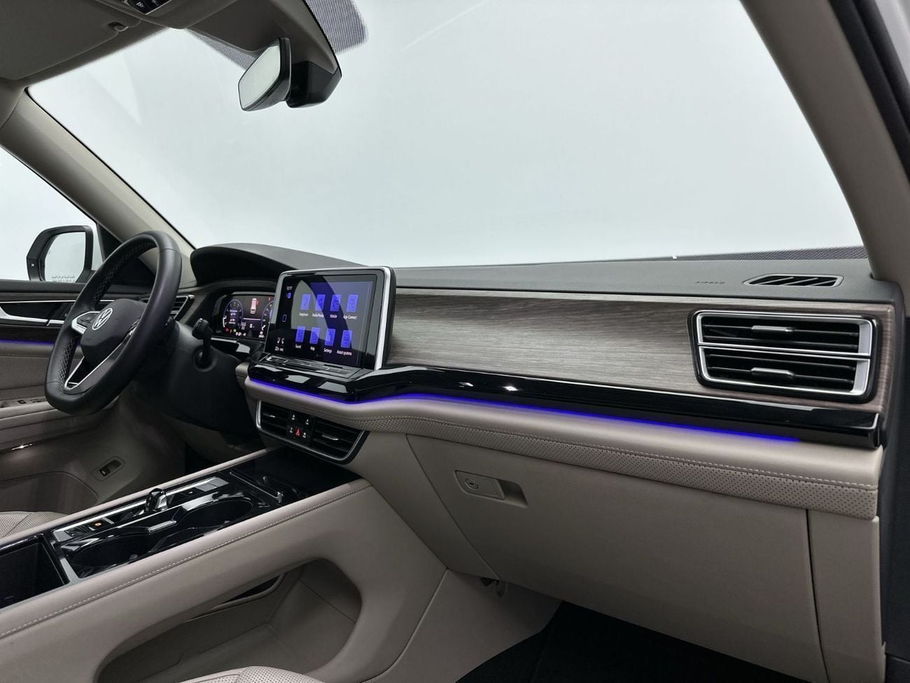 Volkswagen Teramont COMFORTLINE with Sunroof - Leather Seats 2L | VW Certified | Well Maintained